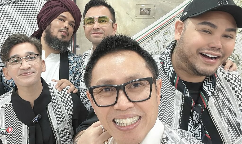 Eko Patrio bersama sahabat artis.